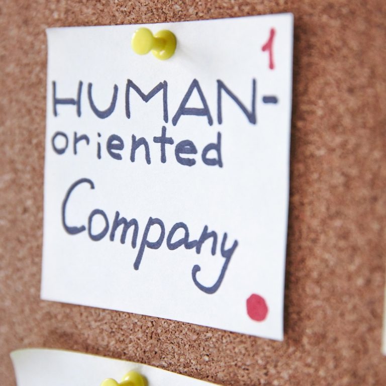 Why is HR the centerpiece to a successful Business of Experience (BX)